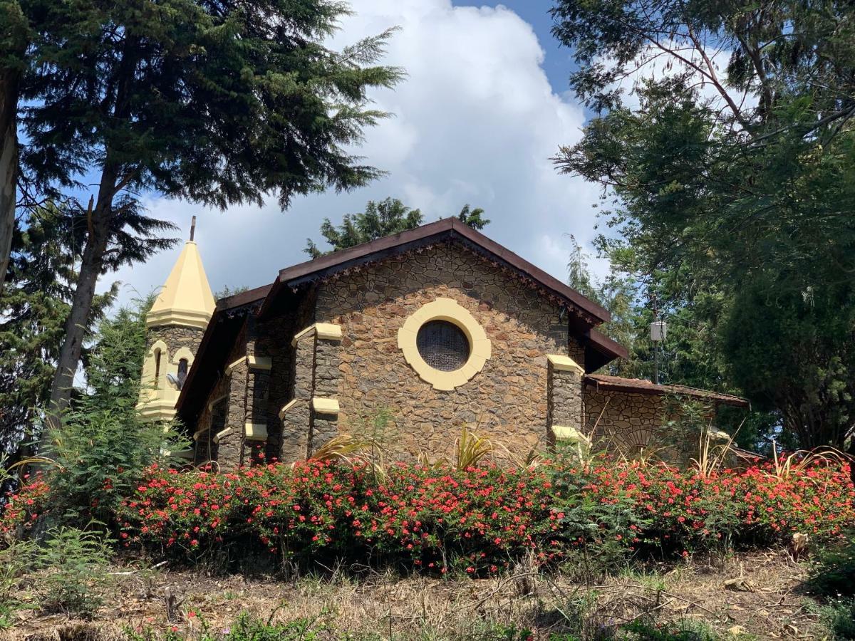 Jc Woodville Manor Kodaikanal Exteriör bild